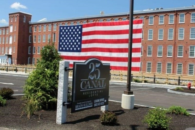 25 Canal - Photo 1
