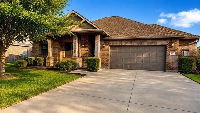 107 Mallory - Photo 1