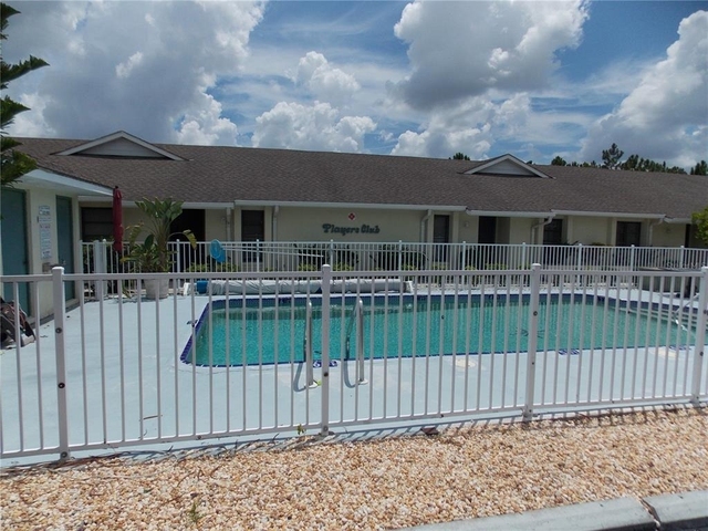 26267 Northern Cross Road - Photo 1