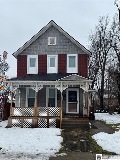 1312 Ontario Avenue - Photo 1