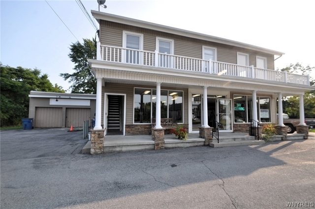 8525 Main Street - Photo 1
