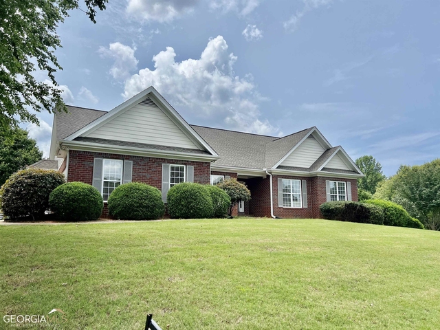 1010 Jacob Drive - Photo 1