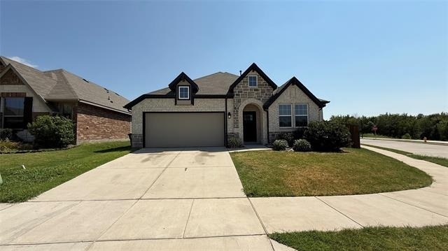 204 Rosewood Drive - Photo 1