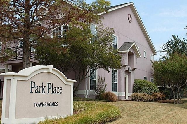 629 Park Place Drive - Photo 1