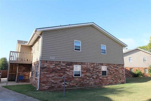 312 Chalmette Drive - Photo 1