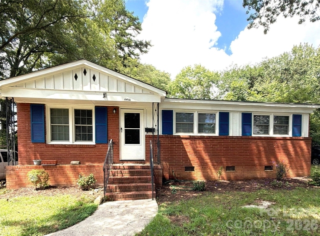 4410 Brooktree Drive - Photo 1
