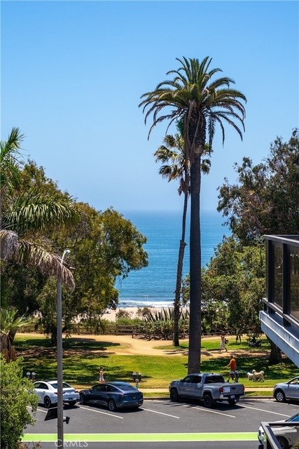 833 Ocean Avenue - Photo 1