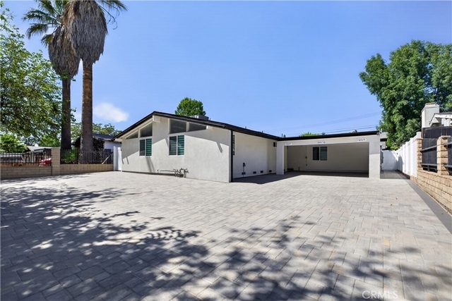 16427 Clymer Street - Photo 1