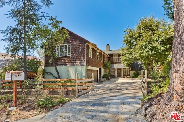 515 N Kenter Avenue - Photo 1
