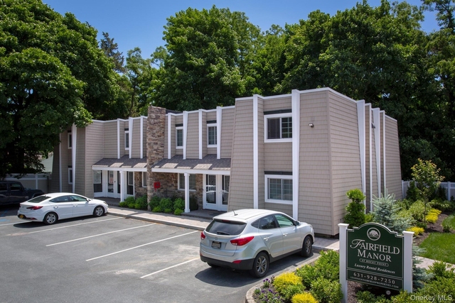 25 Tyler Street - Photo 1