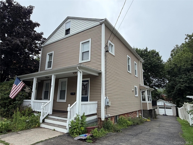 7 Broadway - Photo 1