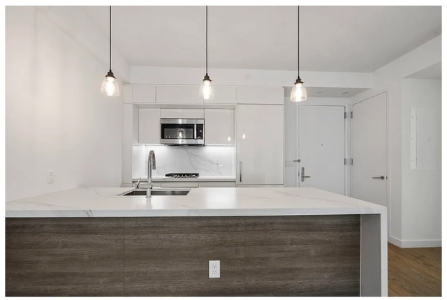 505 W 43rd Street - Photo 1