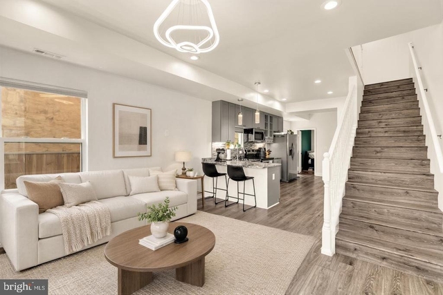 1002 58th Avenue - Photo 1