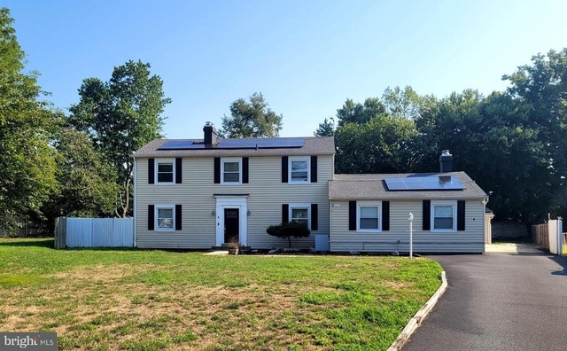 6 Tudor Court - Photo 1