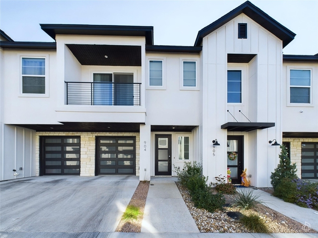 12001 Vista Parke Dr - Photo 1