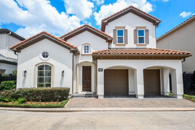 2702 Tudor Manor - Photo 1