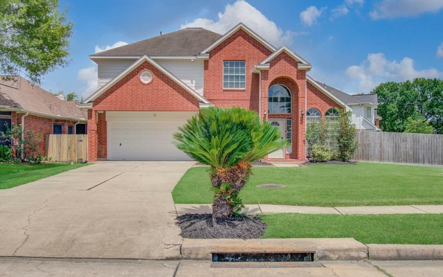 3043 W Hampton Drive - Photo 1