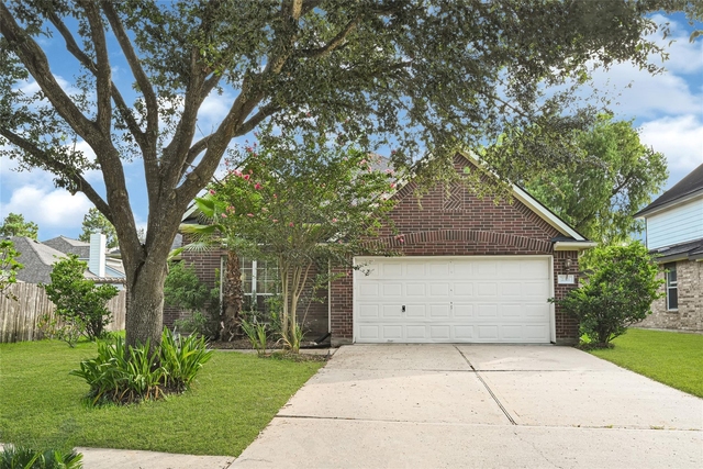 2311 Falcon Knoll Ln - Photo 1