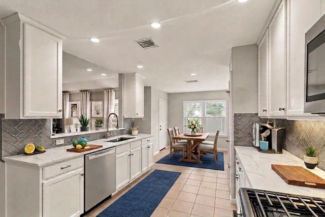 13522 Northsun Lane - Photo 1