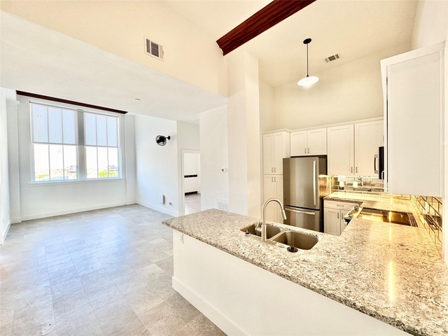 2102 Mechanic Street - Photo 1