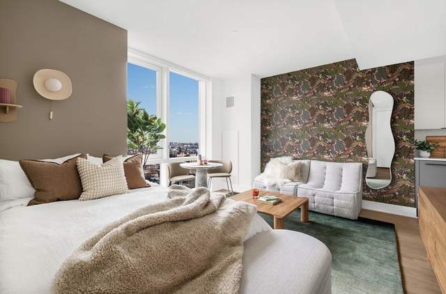 Ashland Place - Photo 1