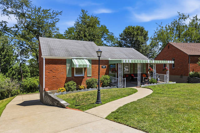 5183 Fieldcrest Drive - Photo 1