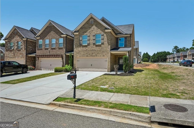 256 Centerview Way - Photo 1