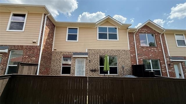4651 Penelope Lane - Photo 1