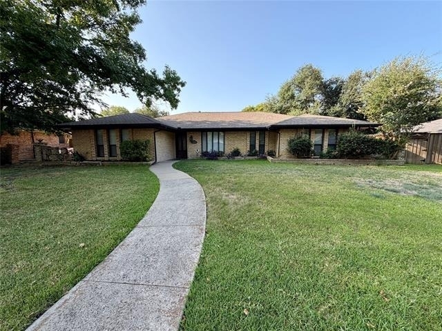 2728 Northcrest Drive - Photo 1