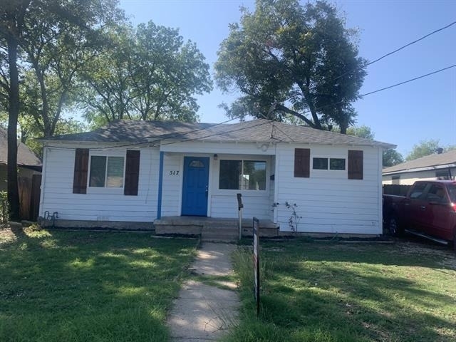 517 Hawthorne Street - Photo 1