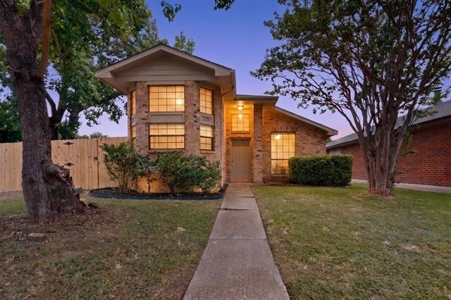 2521 Winter Oak Street - Photo 1