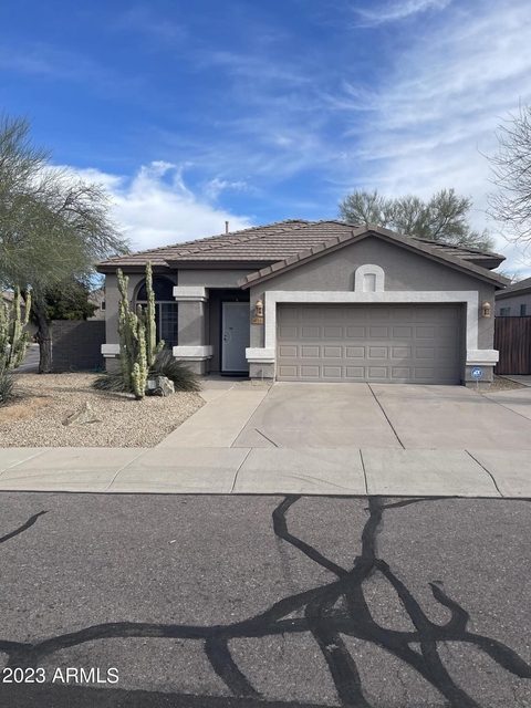 4722 E Chisum Trail - Photo 1