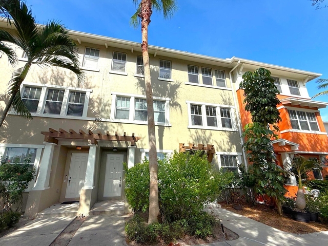 960 Millbrae Court - Photo 1