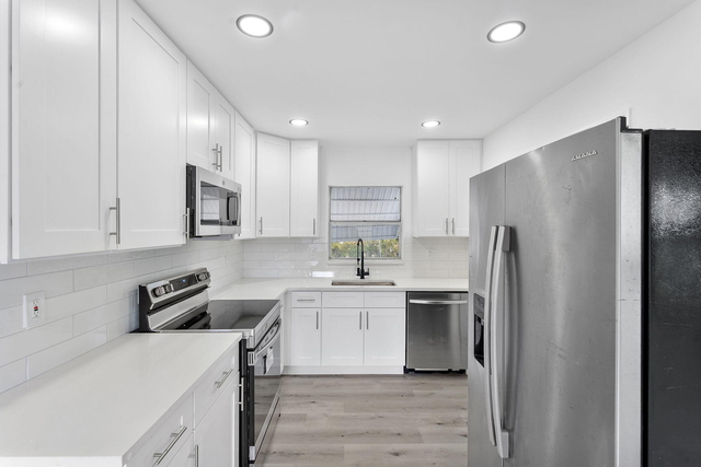 316 Nw 6th Court - Photo 1