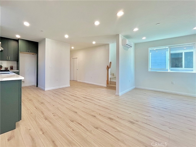 938 E Sandra Avenue - Photo 1