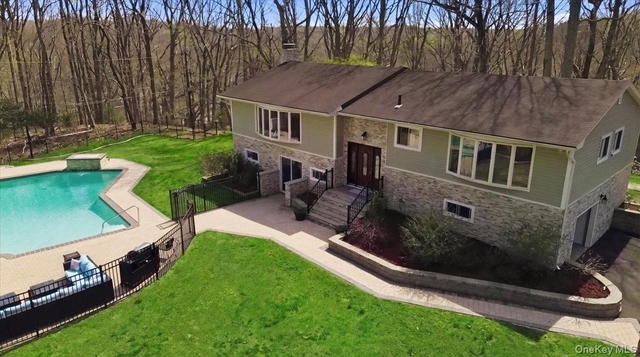 263 Oyster Bay Road - Photo 1