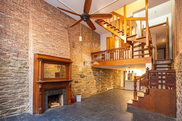 67 W 83rd Street - Photo 1