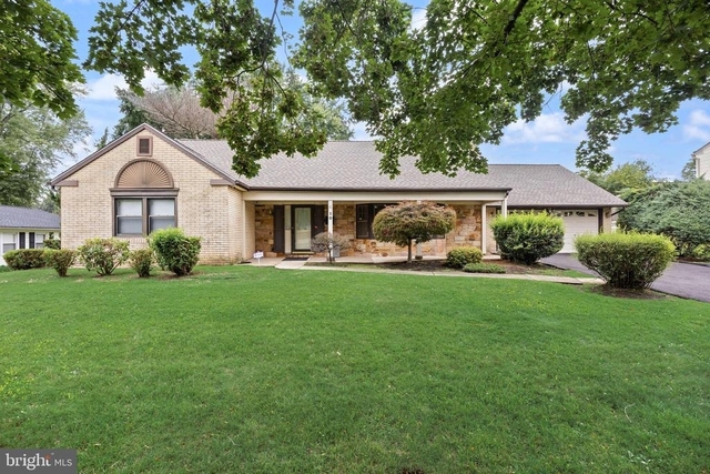 10 Traynor Lane - Photo 1