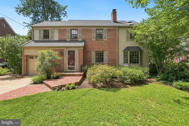 8222 Larry Place - Photo 1