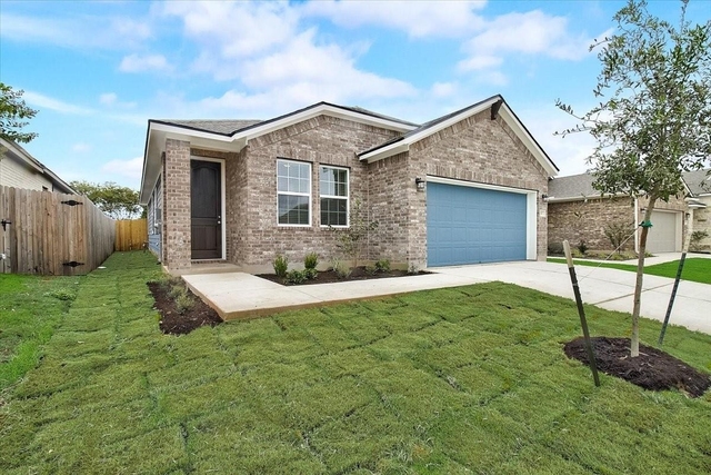 117 Lacey Oak Loop - Photo 1