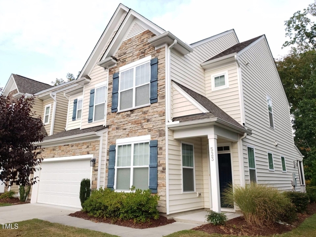 523 Finnbar Drive - Photo 1
