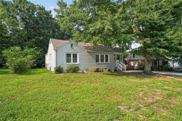 862 Slaton Street - Photo 1