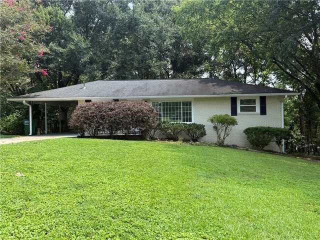 2404 Elmwood Circle - Photo 1