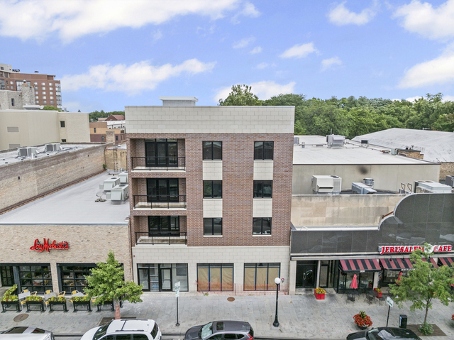 1036 Lake Street - Photo 1