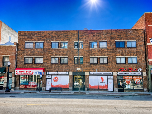 1455 W Fullerton Avenue - Photo 1