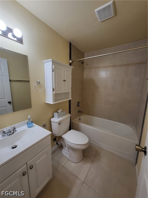 4525 Sw 8th Place - Photo 1
