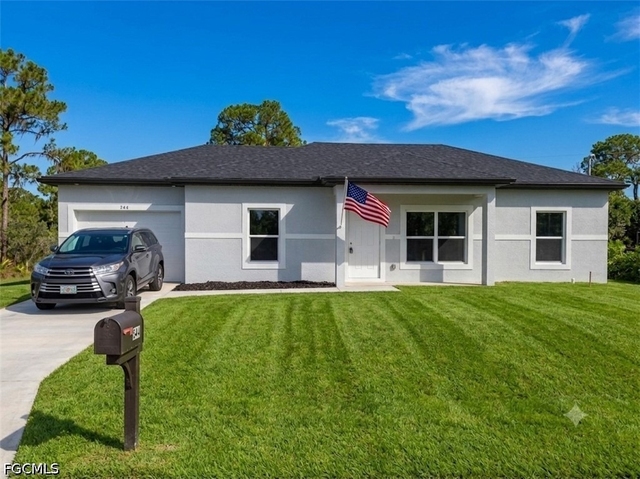 1116 Ectype Street E - Photo 1