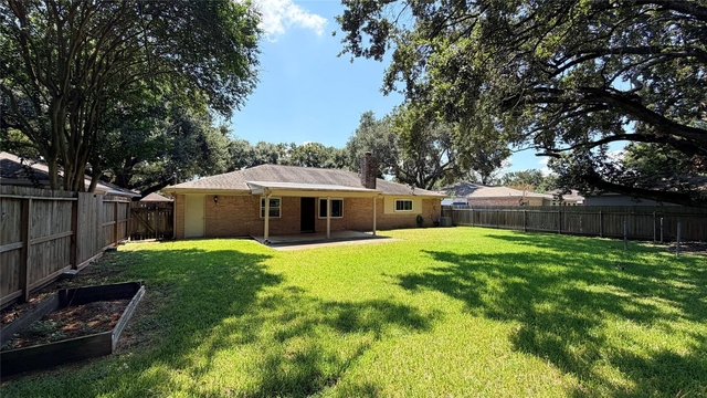 124 Dogwood Street - Photo 1