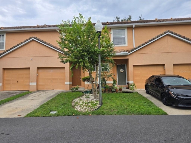 1124 N Fairway Drive - Photo 1