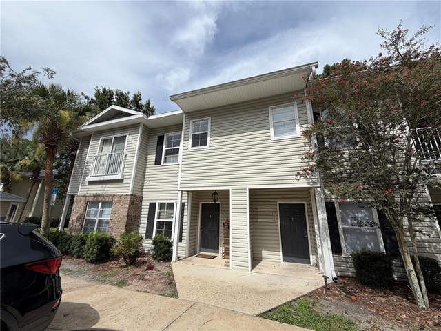 4445 Nw 49th Street - Photo 1